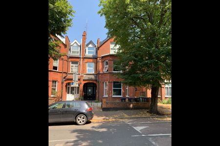 1 Bed Flat, Park Avenue, NW2 - Photo 5