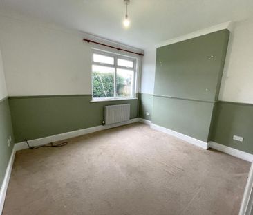 4 bedroom detached bungalow to rent - Photo 3