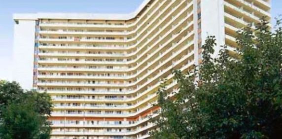 Rideau Towers - Photo 2