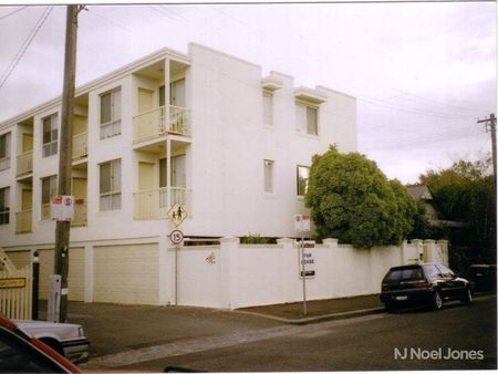 1/23 Holtom Street East , CARLTON NORTH - Photo 2