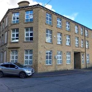 Viaduct Works, 1-3 Ray Street, Huddersfield - Photo 2