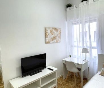 Calle de Bravo Murillo, Madrid, Community of Madrid 28020 - Photo 4