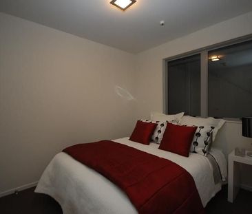 Chic 2BR Onehunga Oasis w/ Pool! - Photo 3