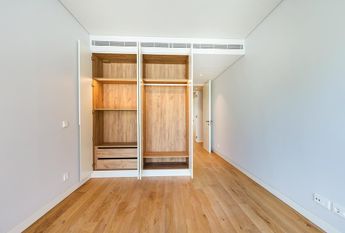 2 Bedroom Apartment with a view, Largo do Rato, Lisboa