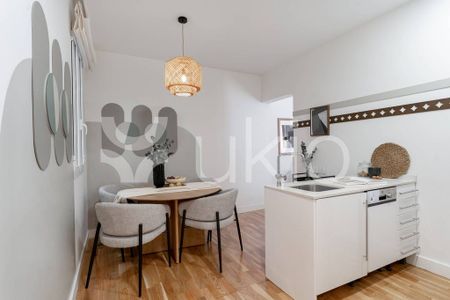 3 room luxury Apartment for rent in Fuente del Berro, 22, Madrid, Province of Madrid, Community of Madrid - Photo 4