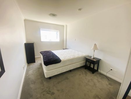 INNER CITY APARTMENT LIVING - Photo 3