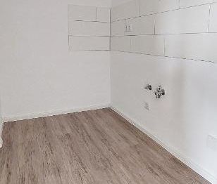 1 Zimmer, Balkon, frisch saniert, Aufzug - Photo 2