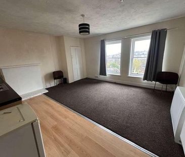 Watts Avenue, Rochester, ME1 - Photo 2