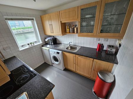 1 Bed Flat, Riverview Gardens, G5 - Photo 3