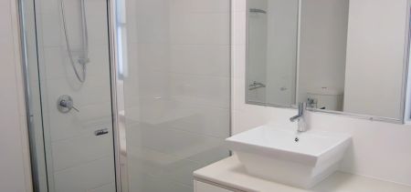 One Bedroom Apartment - Photo 2