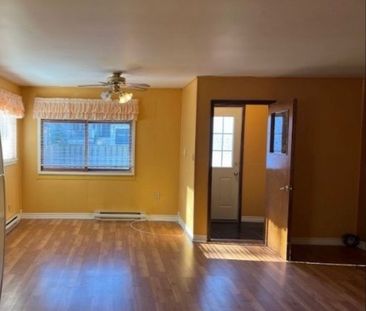 For Lease - 113 31st N B Street, Wasaga Beach, Ontario - Photo 3