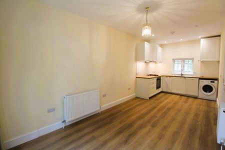 Lewes Road, Haywards Heath, RH17 - Photo 2