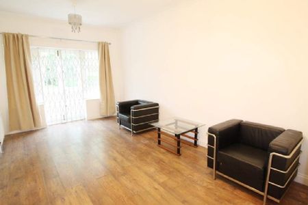 St Annes Court, Queens Park, NW6 - Photo 3