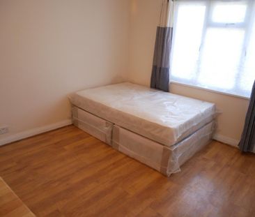 1 bedroom house of multiple occupation to rent - Photo 2