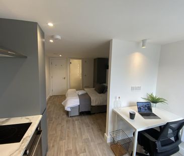1 bedroom flat to rent - Photo 2