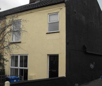 4 bed property close to NUA and KLM students - Photo 1