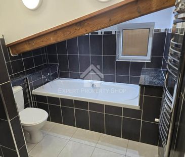 3 bedroom apartment to rent - Photo 4