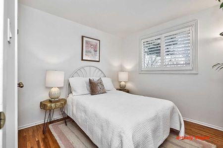 For Lease - 1261 Richards Crescent, Oakville, Ontario - Photo 5