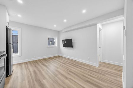 For Lease - 851 Danforth Avenue Unit# B, Toronto, Ontario - Photo 2