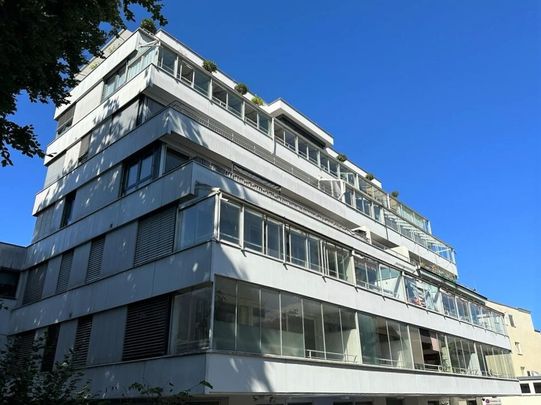 Besondere 2-Zimmer-Wohnung mitten im Herzen von Dornbirn mit großer Terrasse - Photo 1