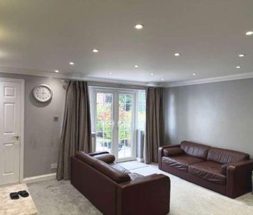 Adelaide Road, High Wycombe, HP13 - Photo 3