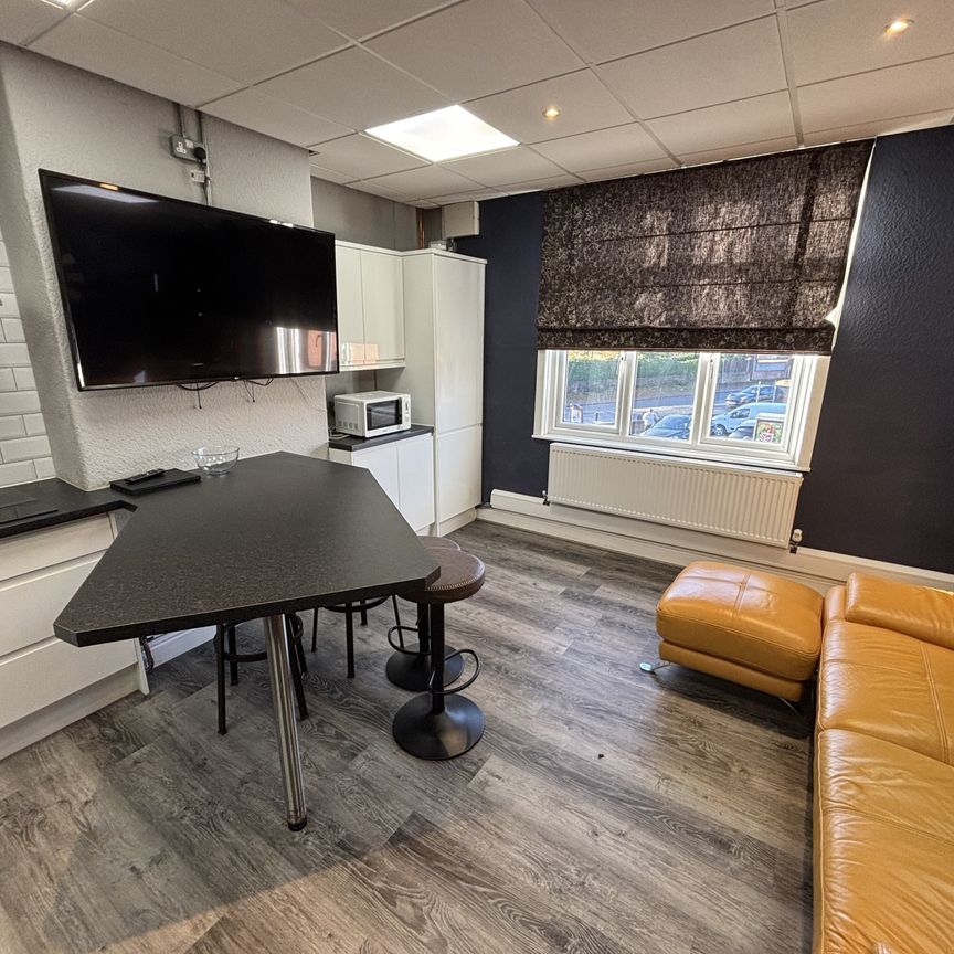 High Street, Sheffield, Swallownest - Photo 1