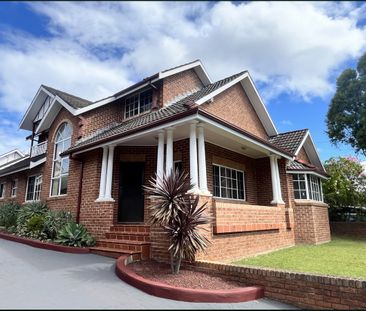 9 Queens Road, Hurstville NSW 2220 - Townhouse For Rent | Domain - Photo 5