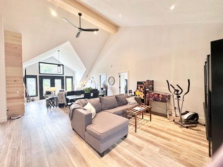 For Lease - 796363 Grey 19 Road, Blue Mountains, Ontario - Photo 2