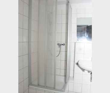 - Große Galeriewohnung mit Parkett - Bad mit Wanne und Dusche - Foto 3