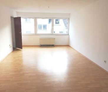 Im Herzen von Rüttenscheid - helle Wohnung mit Einbauküche! - Photo 1