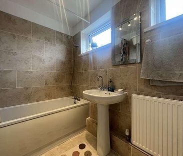Rogerstone Close, St. Mellons, Cardiff, CF3 - Photo 6