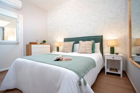 Calle Trinidad Grund, Málaga, Andalusia 29001 - Photo 2