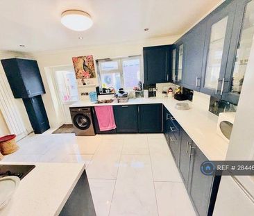 5 bedroom terraced house to rent - Photo 6