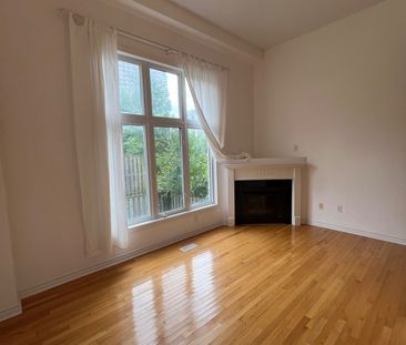 For Lease - 31 Rodeo Court, Toronto, Ontario - Photo 5