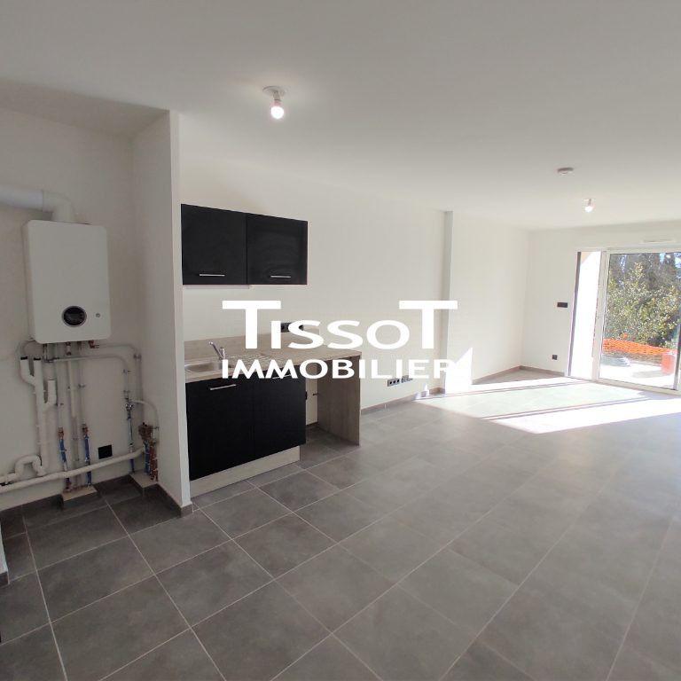 Location Appartement 2 pièces 46m² NIMES 30000 - Photo 1