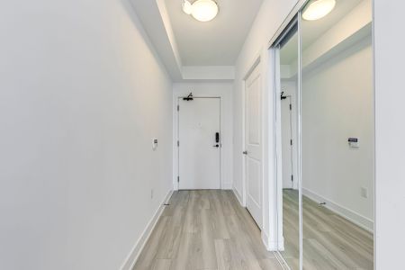 For Lease - 4655 4655 Metcalfe Avenue Unit# 2107, Mississauga, Ontario - Photo 2