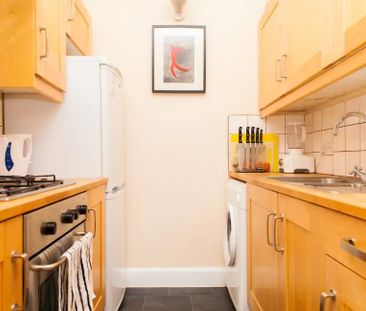 1 bedroom flat to rent - Photo 1