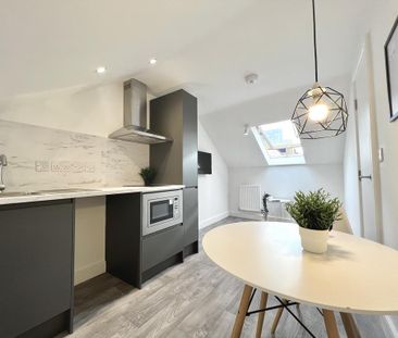 1 bedroom flat to rent - Photo 2