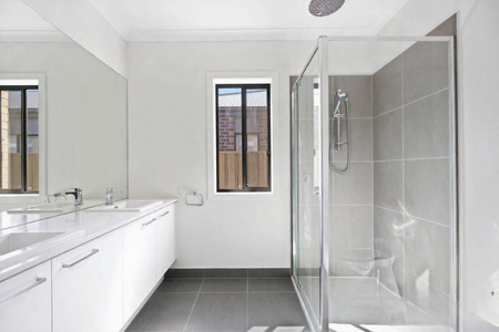 The Perfect Balance of Comfort & Class - Photo 2