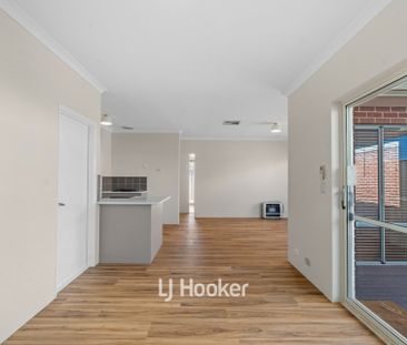 11A Wilson Street, Carey Park WA - Photo 4