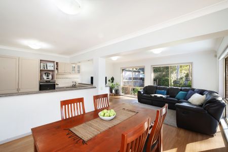 58 Singleton Road, - Photo 4