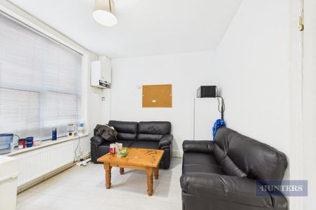 5 bedroom house to rent - Photo 2