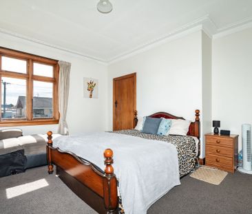 Sunny Corner Home - Photo 3