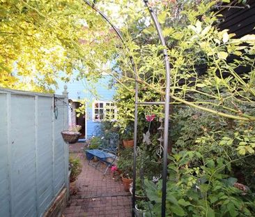 East Street, Coggeshall, CO6 - Photo 1