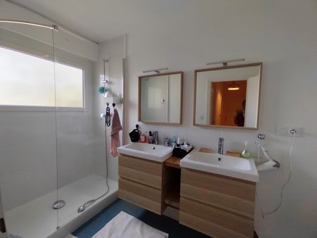 Location Appartement 1 pièce ORLEANS 45100 - Photo 4