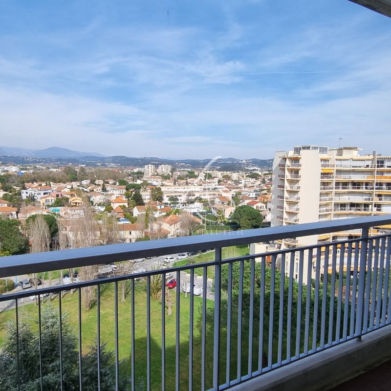 Studette Cannes Marina - Photo 1