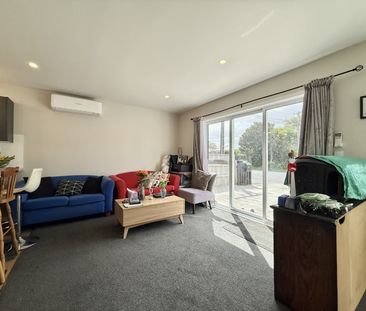 2 Bedroom House in Fairfield - Photo 1