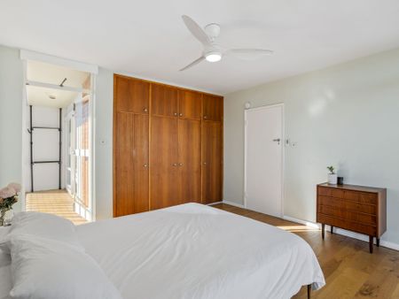9th Floor Apartment with Breathtaking River and Mount Coot-tha Views - Photo 5