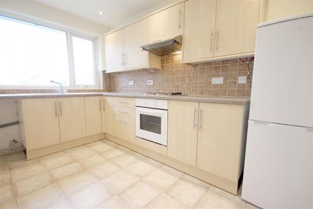 1 Bedroom Flat/Apartment To Let - Photo 3