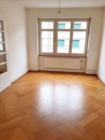 LOCATION SANS ACOMPTE - Grand appartement proche du parc des expositions et de la gare - Foto 4